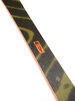 2023 K2 Mindbender 89TI Men's Ski -Premier Ski Shop F22 K2SKI MINDBENDER 89Ti Detail Underfoot