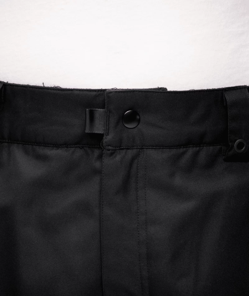 686 Men's Infinity Insulated Cargo Pant - Black 5 686 Men's Infinity Insulated Cargo Pant - Black - Image 3