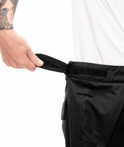 686 Men's Infinity Insulated Cargo Pant - Black 16 686 Men's Infinity Insulated Cargo Pant - Black -Premier Ski Shop large M2W213 BLK A 2